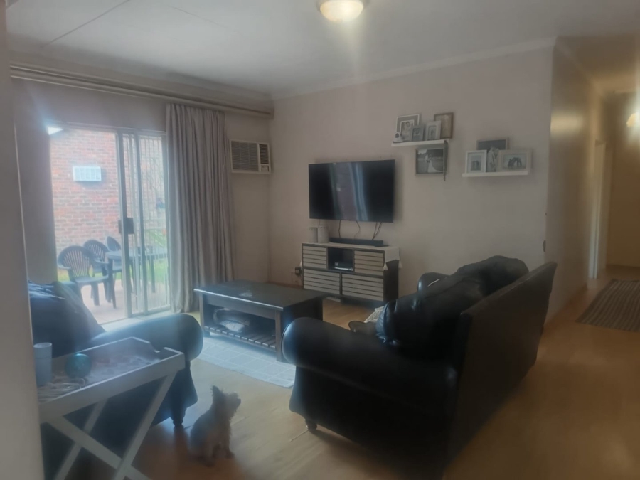 3 Bedroom Property for Sale in Rhodesdene Northern Cape